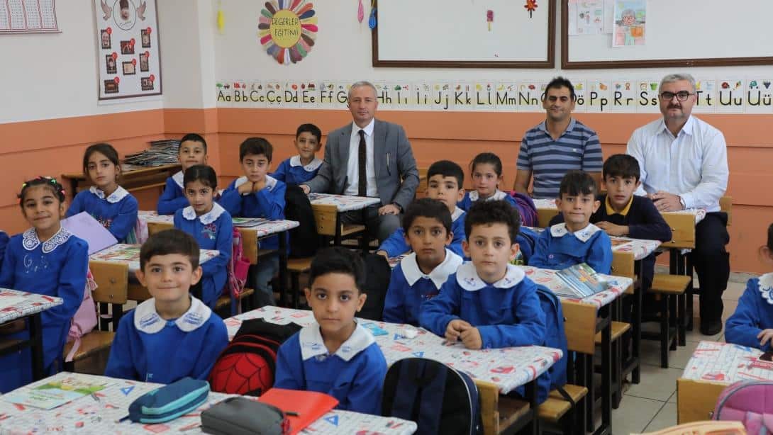 MİLLİ EĞİTİM MÜDÜRÜ KÖKREK'TEN OKUL ZİYARETİ