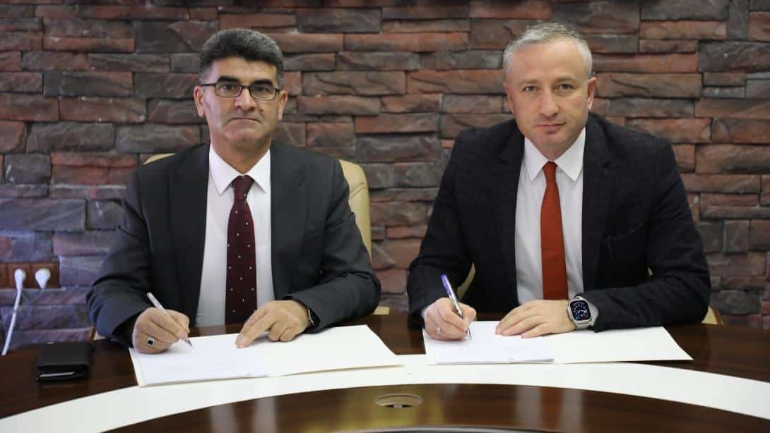 SANATA TEŞVİK VE SANATLA YAŞAM PROGRAMI İŞ BİRLİĞİ PROTOKOLÜ İMZALANDI